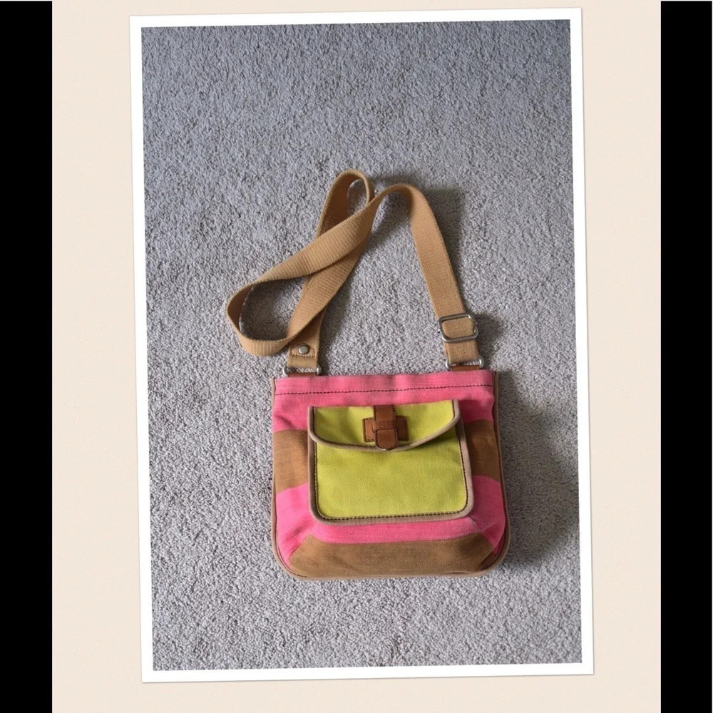 Fossil cross body bag